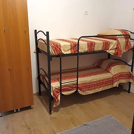 Tom 38 Albergue *